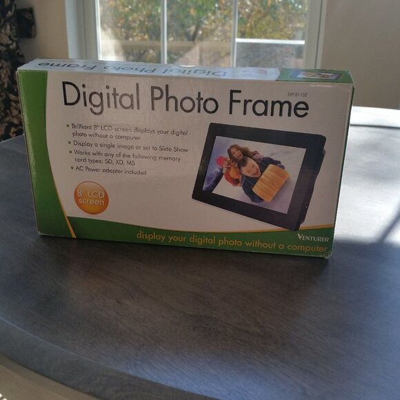 Digital photo frame - Picture 1 of 1